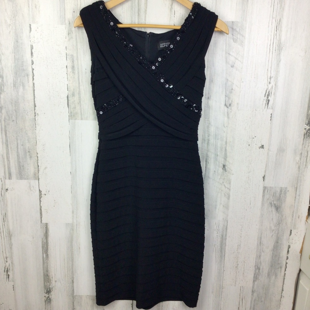 ADRIANNA PAPELL Black Lined Sleeveless Above Knee Body Con Beaded Ruffle Dress